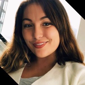 Meet your Posher, Nora